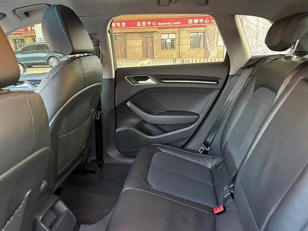 奥迪A3 2018款 30周年年型 Sportback 35 TFSI 时尚型