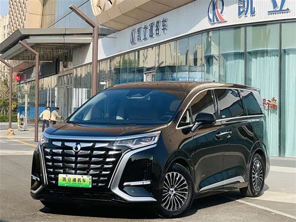 腾势D9 2024款 DM-i 980 四驱尊荣型