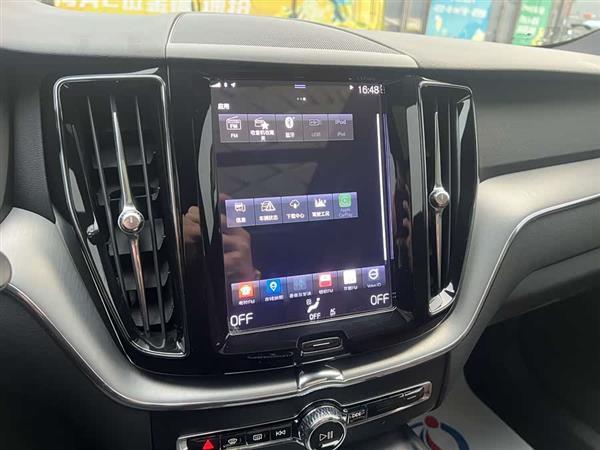 沃尔沃XC60 2021款 T5 四驱智逸豪华版