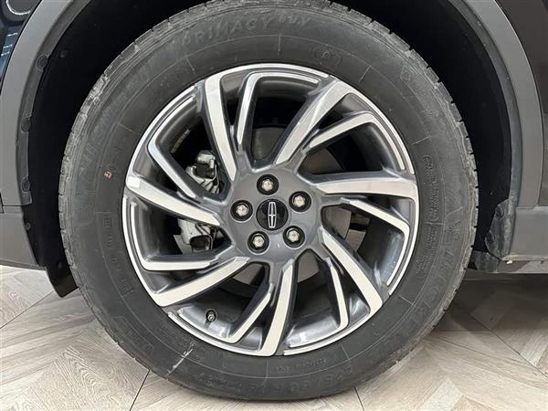 冒险家 2023款 2.0T 两驱尊享版