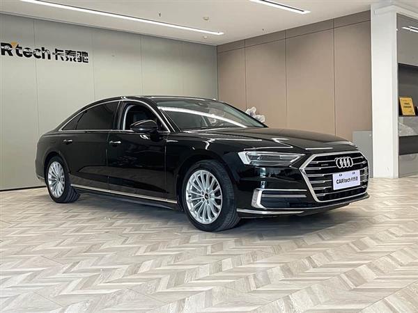 奥迪A8 2022款 A8L 50 TFSI quattro 舒适型典藏版