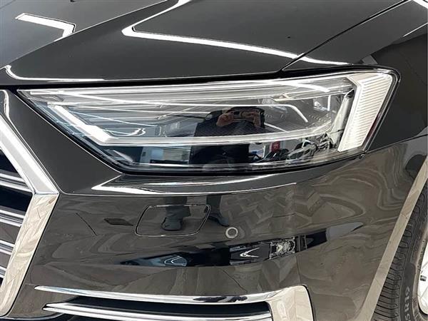 奥迪A8 2022款 A8L 50 TFSI quattro 舒适型典藏版