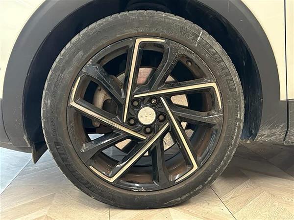 标致4008新能源 2020款 1.6T PHEV 三擎版