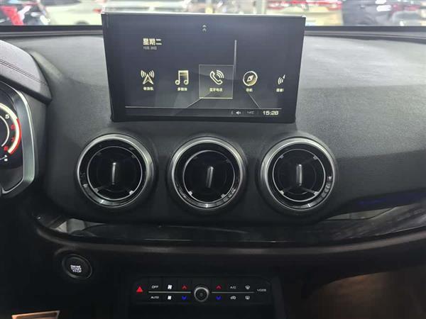 魏牌 VV5 2017款 2.0T 旗舰型