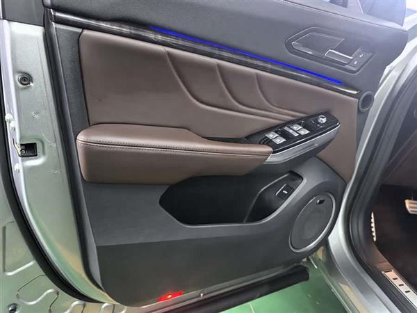 魏牌 VV5 2017款 2.0T 旗舰型