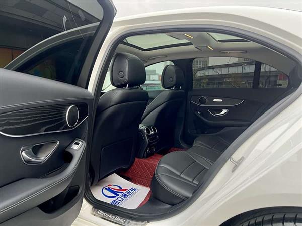 奔驰C级 2021款 C 260 L 运动版