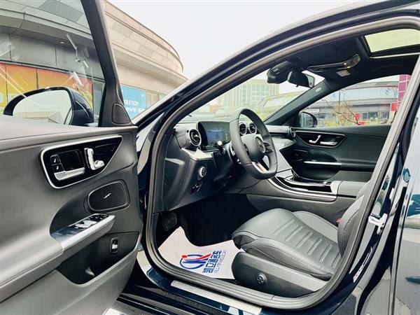 奔驰C级 2022款 改款 C 200 L 运动版