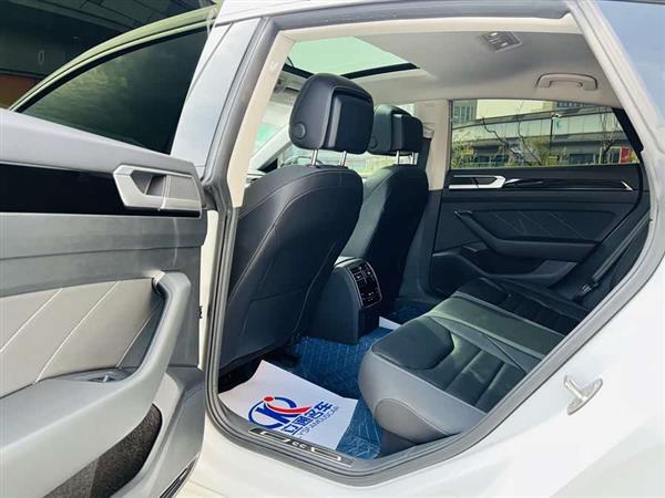 一汽-大众CC 2021款 380TSI 夺目版