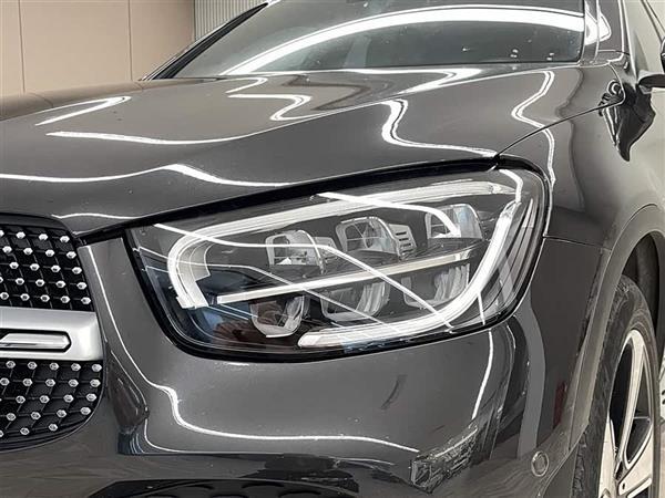 奔驰GLC 2022款 GLC 300 L 4MATIC 动感型臻藏版