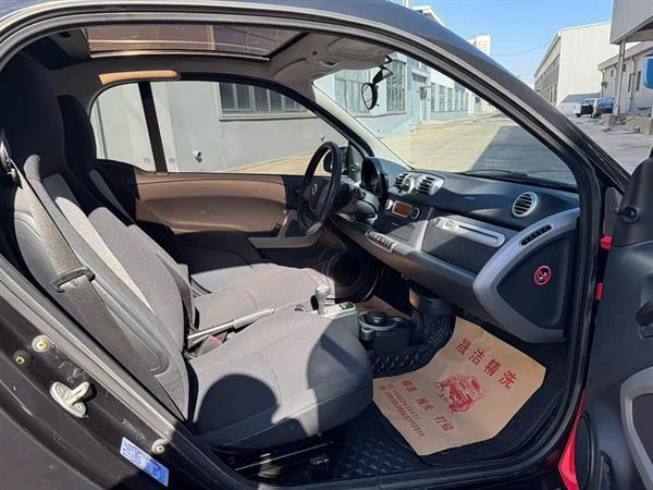 熊猫 2023款 熊猫mini 120km 超萌熊