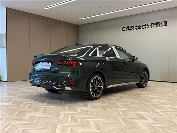 奥迪A3 2025款 A3L Limousine 35TFSI 飞驰尊享型 +豪华臻选包