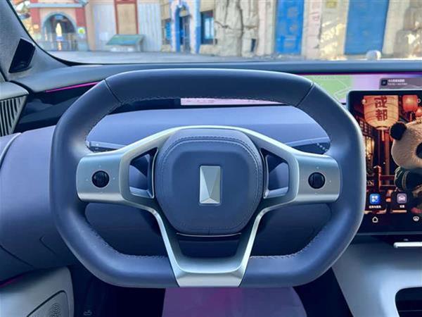 阿维塔12 2023款 650 三激光四驱性能版