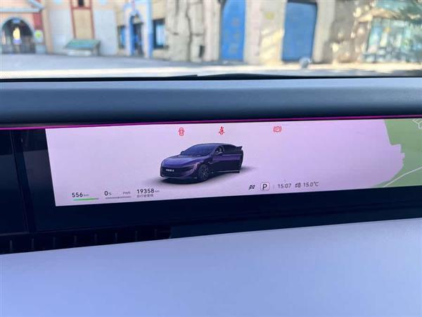 阿维塔12 2023款 650 三激光四驱性能版