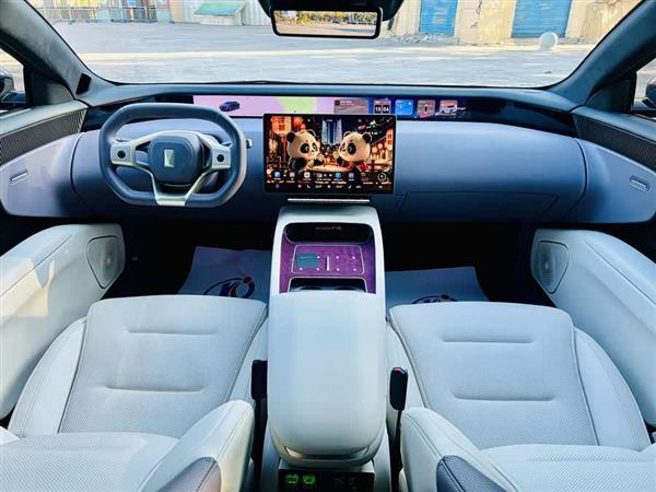 阿维塔12 2023款 650 三激光四驱性能版