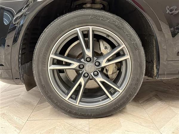 奥迪Q5L 2020款 45 TFSI 尊享时尚型