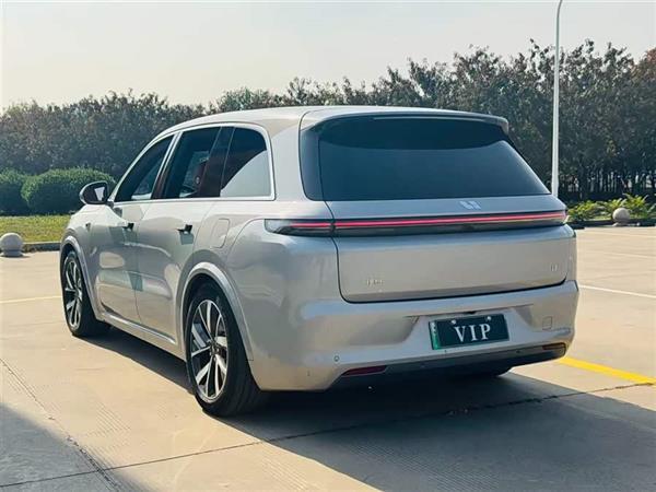 理想L8 2023款 Pro