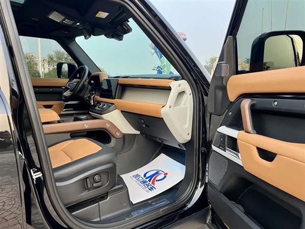 路虎卫士 2024款 110 3.0T P400 X-DYNAMIC HSE