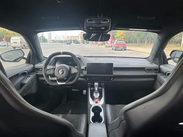 EMIRA 2021款 2.0T DCT First Edition