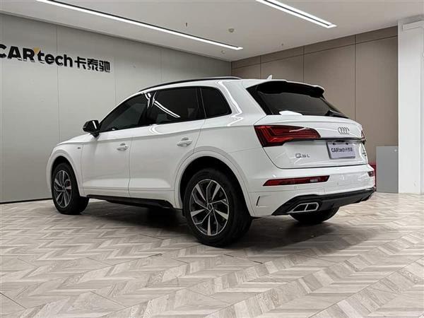 奥迪Q5L 2024款 40 TFSI 豪华动感型