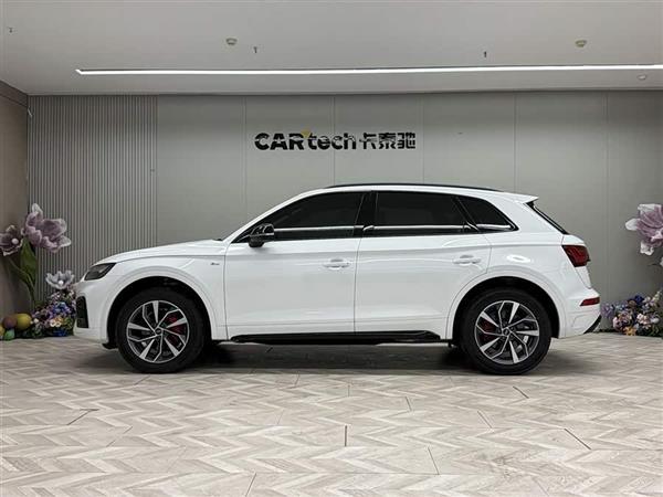奥迪Q5L 2024款 40 TFSI 豪华动感型