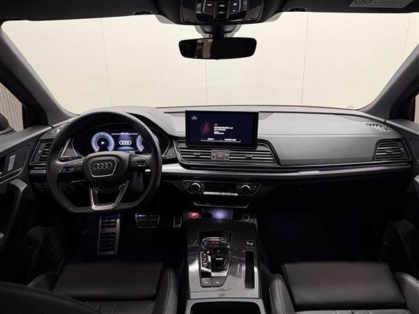 奥迪Q5L 2024款 40 TFSI 豪华动感型