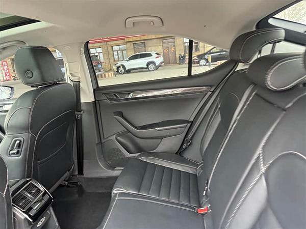 速派 2018款 TSI330 DSG豪华版 国V