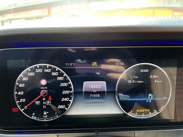 奔驰E级 2017款 E 300 L 运动豪华型