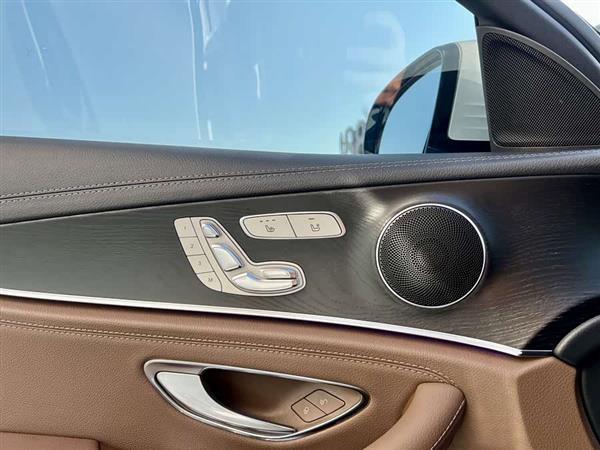 奔驰E级 2017款 E 300 L 运动豪华型