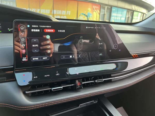 长安UNI-K 2021款 2.0T 卓越型