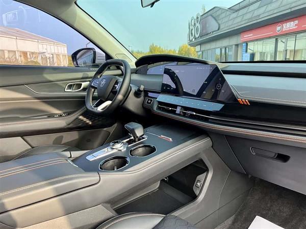 长安UNI-K 2021款 2.0T 卓越型