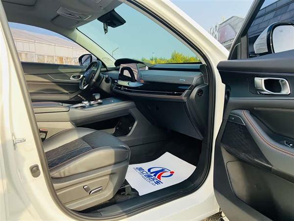 长安UNI-K 2021款 2.0T 卓越型