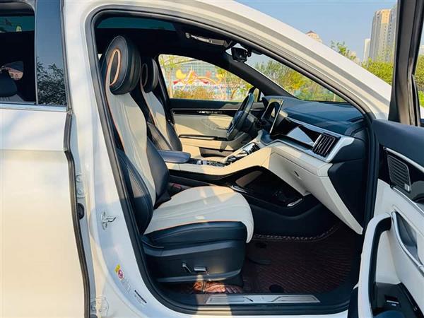 宋PLUS新能源 2021款 DM-i 110KM 旗舰PLUS