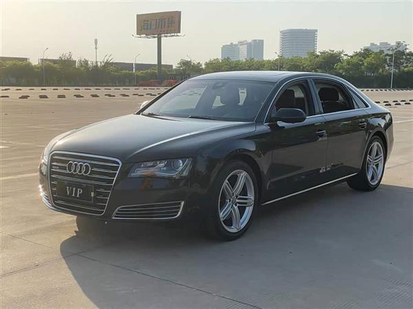 奥迪A8 2013款 A8L 45 TFSI quattro舒适型
