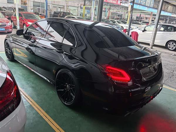 奔驰C级 2020款 C 260 运动版