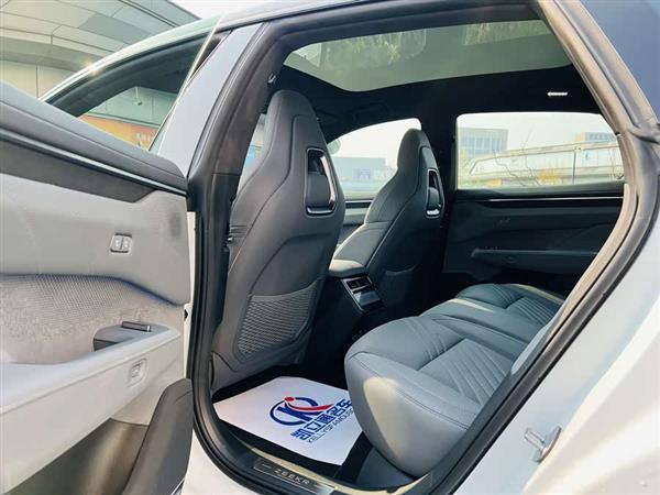 极氪001 2025款 WE版 95kWh 四驱