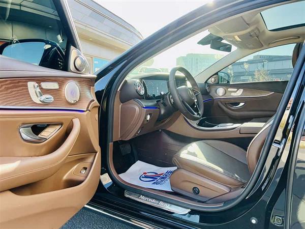 奔驰E级 2023款 E 300 L 时尚型