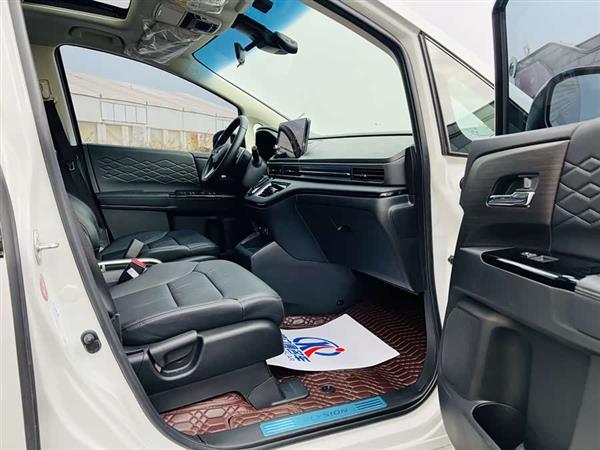 艾力绅 2022款 2.0L e:HEV 豪华先享版