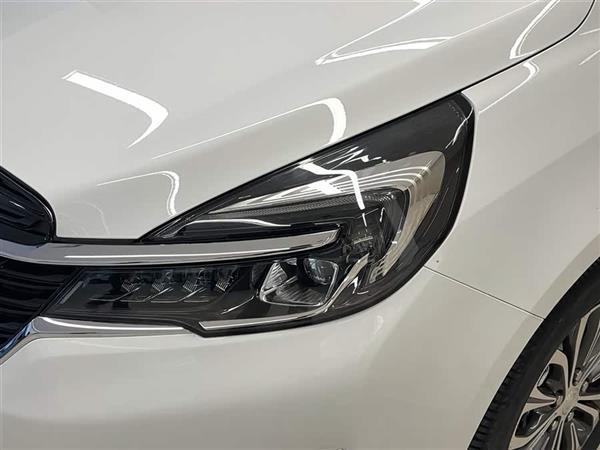 别克GL8 2021款 陆上公务舱 652T 舒适型