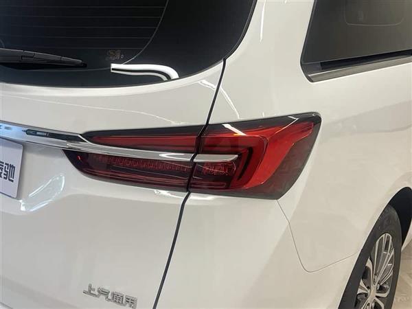 别克GL8 2021款 陆上公务舱 652T 舒适型