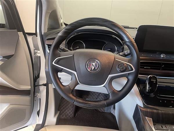 别克GL8 2021款 陆上公务舱 652T 舒适型