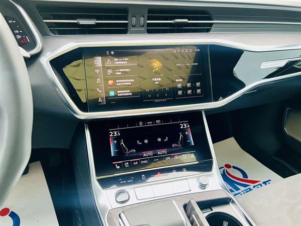 奥迪A6L 2024款 45 TFSI quattro 臻选动感型