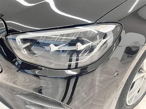 奔驰E级 2022款 改款 E 300 L 运动豪华型