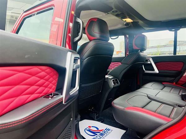 北京越野BJ40 2023款 2.0T 自动四驱城市猎人版侠客型