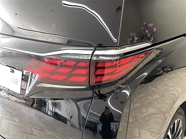 埃尔法 2024款 双擎 2.5L 臻享版