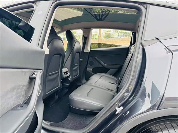 Model Y 2024款 后轮驱动版