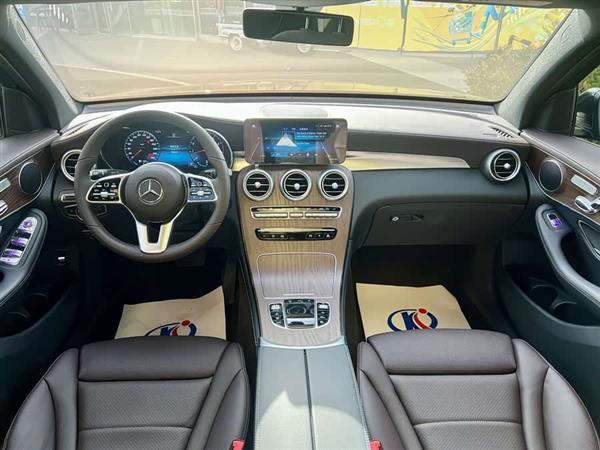 奔驰GLC 2021款 GLC 260 L 4MATIC 豪华型