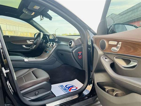 奔驰GLC 2021款 GLC 260 L 4MATIC 豪华型