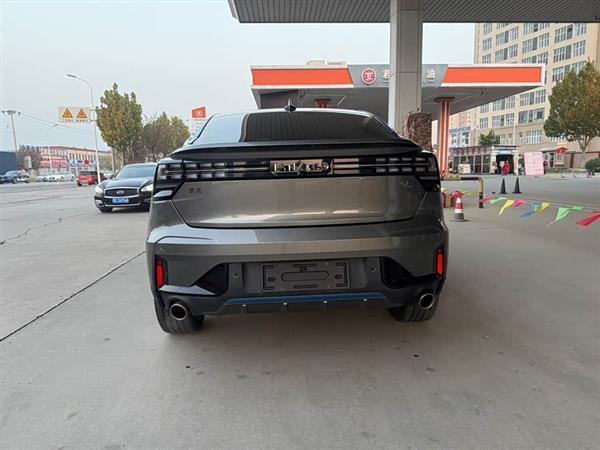 领克05 2020款 2.0TD 两驱耀Halo