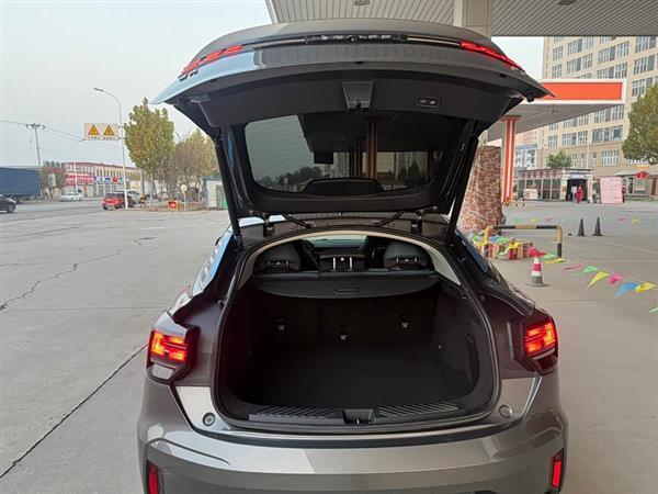 领克05 2020款 2.0TD 两驱耀Halo