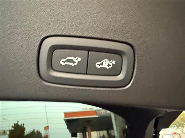 领克05 2020款 2.0TD 两驱耀Halo